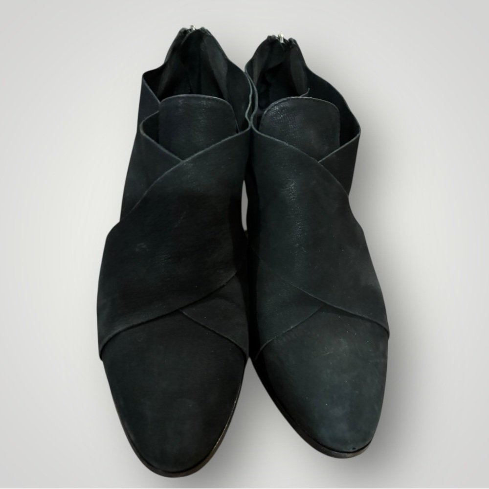 Eileen Fisher Perry Black Cutouts Block Heel Ankle Booties Boots Size 9 - Picture 5 of 9